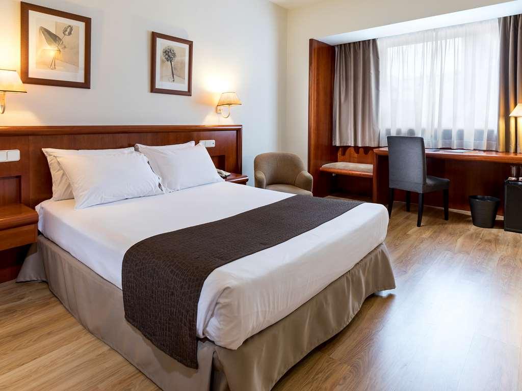 Rafaelhoteles Ventas Madrid Zimmer foto